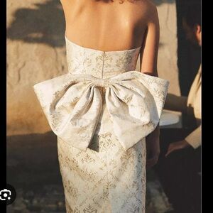 SACHIN & BABI VIENNA NOTCHED V-NECK BOW-BACK JACQUARD MIDI DRESS